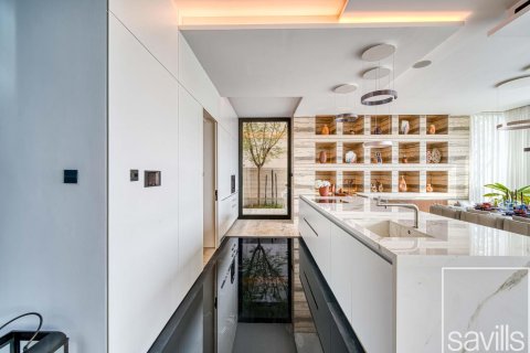 Вилла с 6 спальнями в Пальма Джумейра, ОАЭ №136425 18