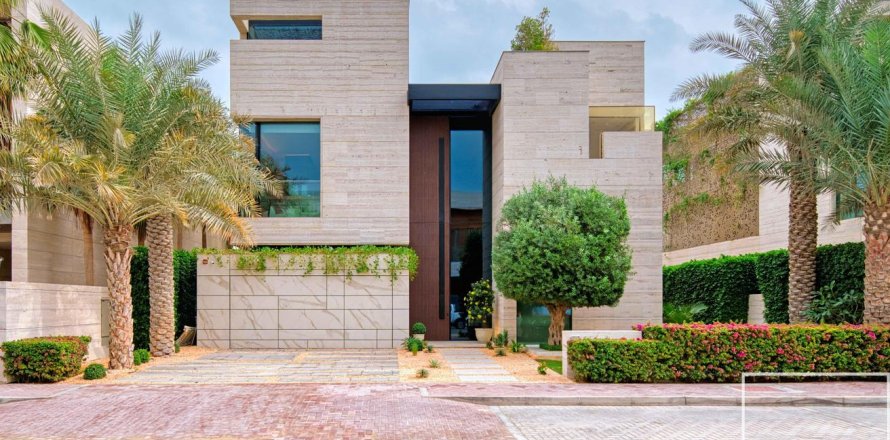 Вилла с 6 спальнями в Пальма Джумейра, ОАЭ №136425