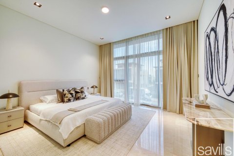 Вилла с 6 спальнями в Golf Place, ОАЭ №136423 25