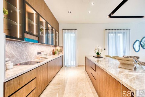 Вилла с 6 спальнями в Golf Place, ОАЭ №136423 5