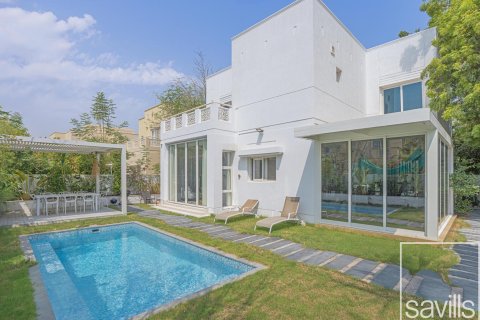 3 bedrooms Villa in Meadows, UAE No. 136422