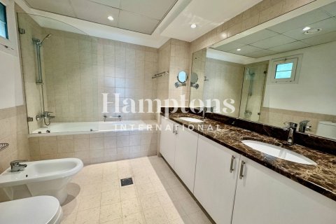 Villa de 4 dormitorios en The Lakes, UAE No. 147960 11