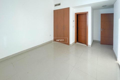 Apartment de 2 dormitorios en Dubai Marina, UAE No. 83320 4