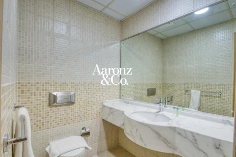 1 bedroom Apartment in Sulafa Tower, UAE No. 167039 10
