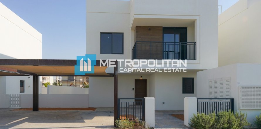 Villa de 4 chambres à Yas Island, UAE No. 38040