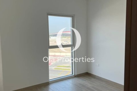 Квартира с 3 спальнями  №115130 11