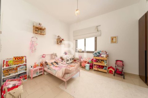 Villa de 4 dormitorios  No. 115134 8