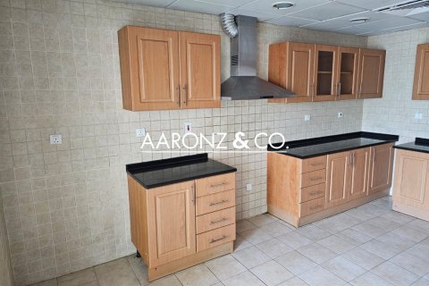 2 غرف نوم شقة في أبراج بحيرة جميرا, الإمارات العربية المتحدة رقم 132977 11