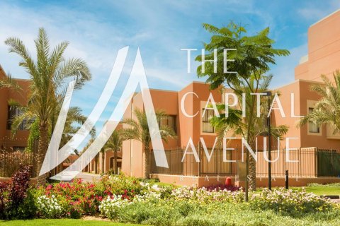 Villa de 4 chambres à Abu Dhabi, UAE No. 185498 6