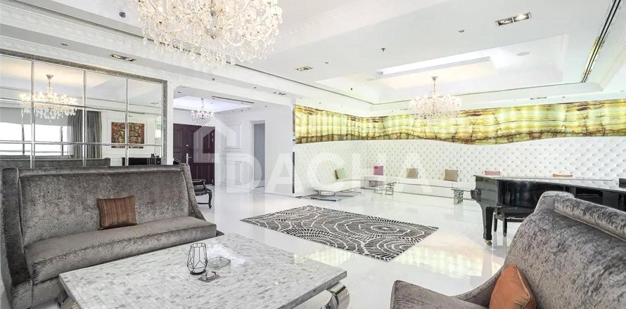 5 bedrooms Penthouse in Emirates Crown, UAE No. 155449