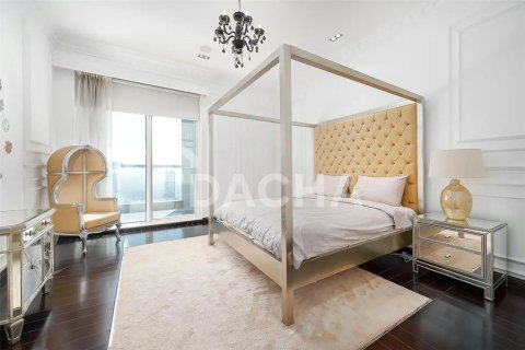 5 bedrooms Penthouse in Emirates Crown, UAE No. 155449 9