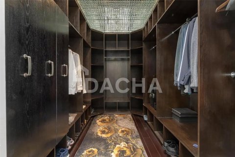 5 bedrooms Penthouse in Emirates Crown, UAE No. 155449 11
