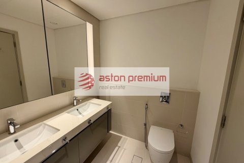 2 bedrooms Apartment in EMAAR Beachfront, UAE No. 198965 10
