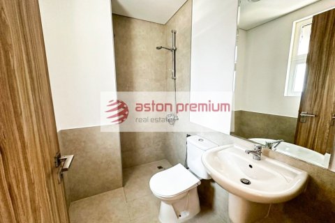 3 bedrooms Villa in Dubai Land, UAE No. 198963 9