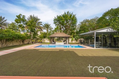 Villa de 4 dormitorios en Meadows, UAE No. 173810 23