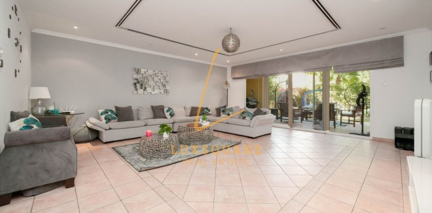 3 bedrooms Townhouse in Green Community, UAE No. 143760