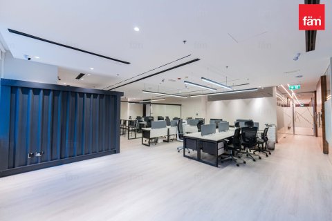 619.7m² Office in Business Bay, UAE No. 120356 11