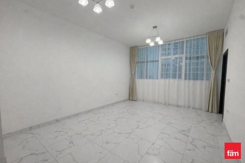Apartment de 2 dormitorios en Dubai, UAE No. 135684 6