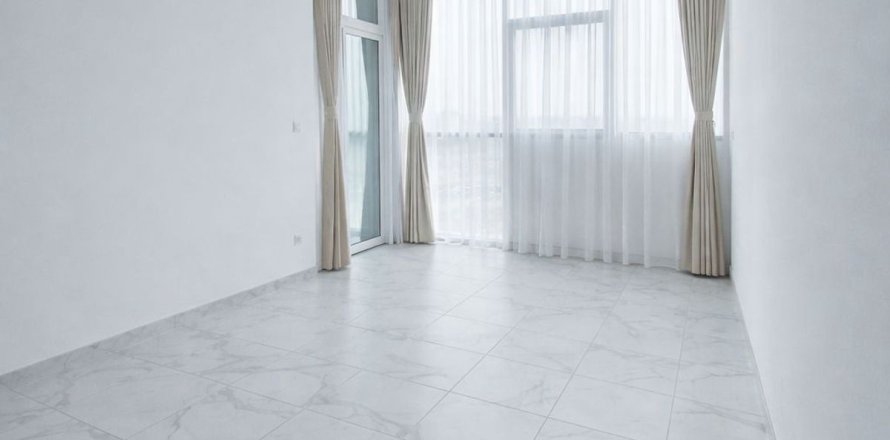 Apartment de 2 dormitorios en Dubai, UAE No. 135684