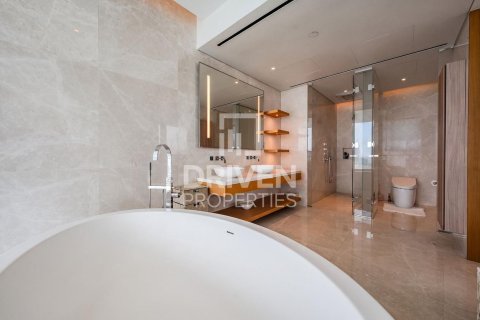 4 bedrooms Apartment in One at Palm Jumeirah, UAE No. 188434 18