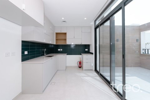 4 bedrooms Townhouse in Arabian Ranches 3, UAE No. 203858 12
