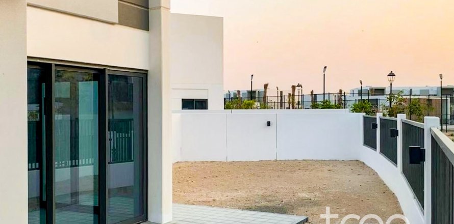 Townhouse de 4 chambres à Villanova, UAE No. 203859