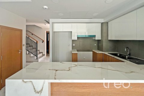 Townhouse de 4 chambres à Villanova, UAE No. 203859 17