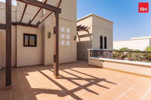 4 bedrooms Villa in Dubai, UAE No. 168097 6