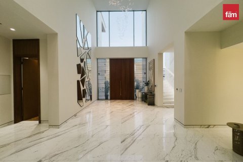 7 bedrooms Villa in Dubai, UAE No. 162650