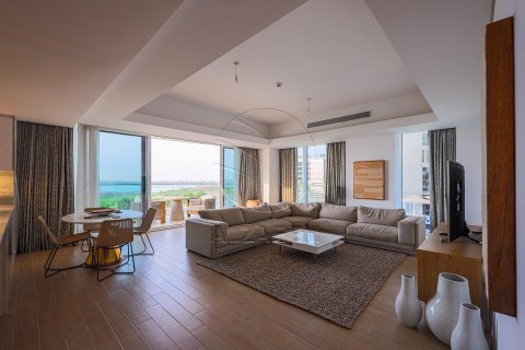 Apartment de 3 dormitorios en  Yas Island, UAE No. 91218 22