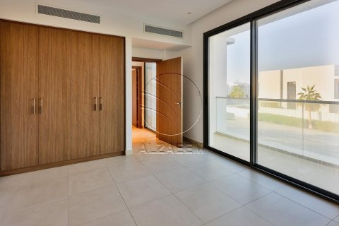 Villa de 4 chambres à Yas Acres, UAE No. 90061 10