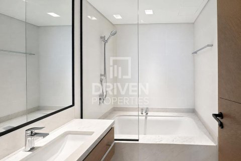 Квартира с 2 спальнями в Palace Residences, ОАЭ №209674 10