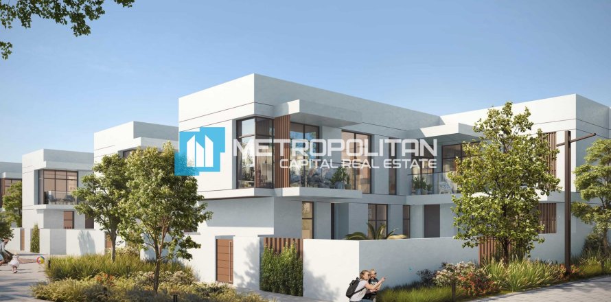 Townhouse de 3 dormitorios en  Yas Island, UAE No. 140004