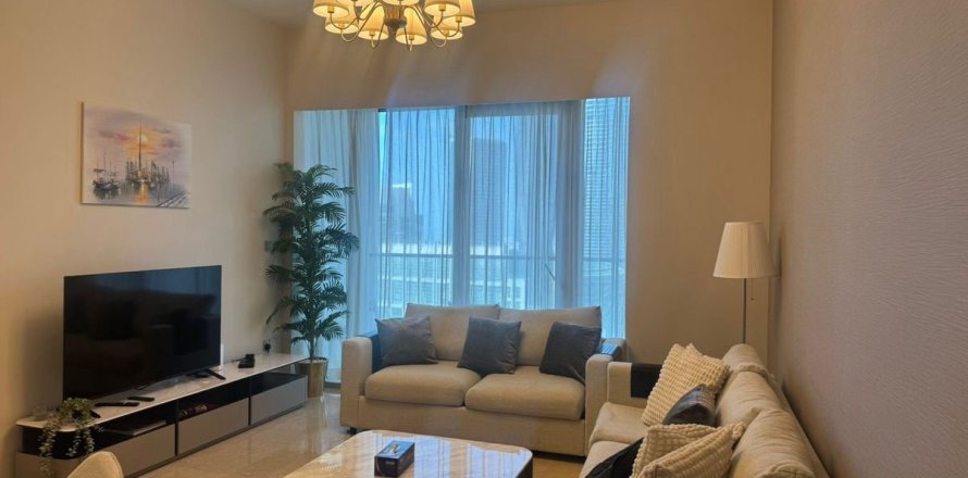 2 bedrooms Apartment in Dubai, UAE No. 142371