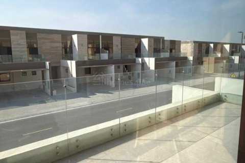 4 bedrooms Villa in District 11, UAE No. 156258 7