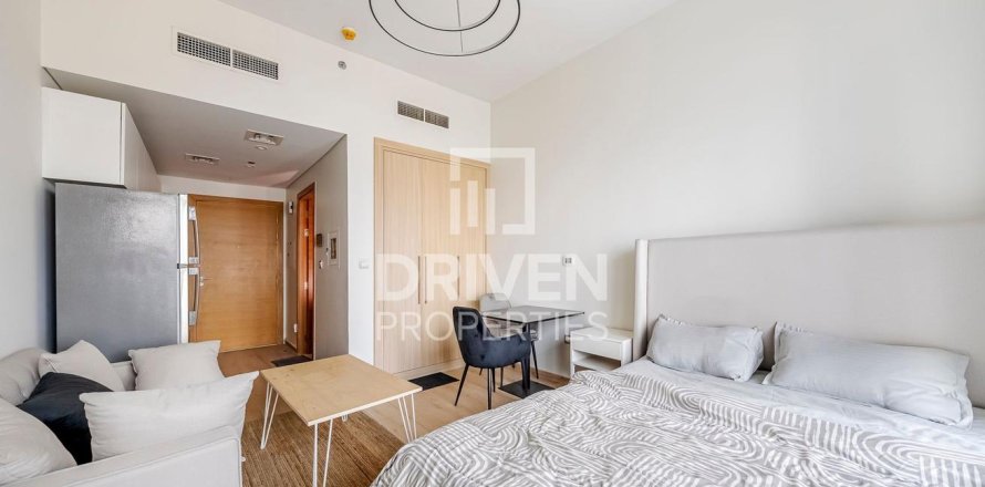 Studio Apartment in Downtown Jebel Ali, UAE No. 200034