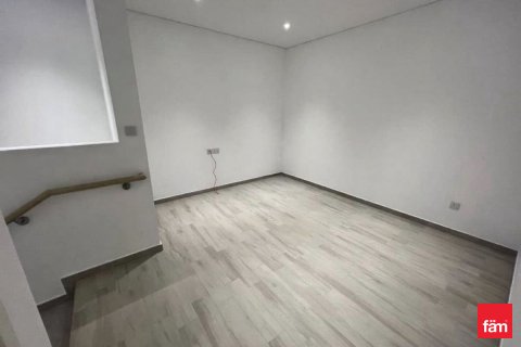 2 bedrooms Apartment in Dubai, UAE No. 142629 6