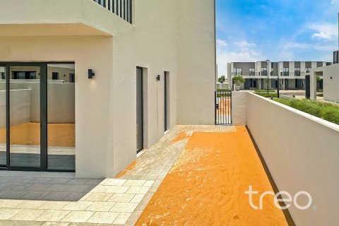 Villa de 4 dormitorios en EMAAR South, UAE No. 199096 4