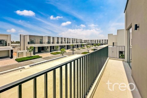 Villa de 4 dormitorios en EMAAR South, UAE No. 199096 26