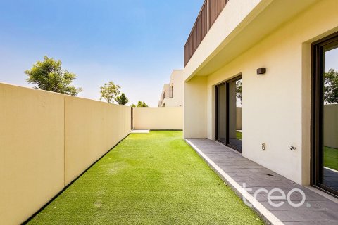 4 غرف نوم تاون هاوس في EMAAR South, الإمارات العربية المتحدة رقم 199095 8