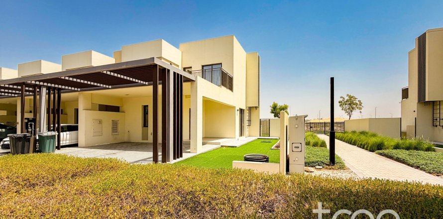 4 غرف نوم تاون هاوس في EMAAR South, الإمارات العربية المتحدة رقم 199095
