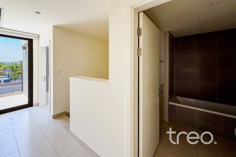 4 غرف نوم تاون هاوس في EMAAR South, الإمارات العربية المتحدة رقم 199095 15