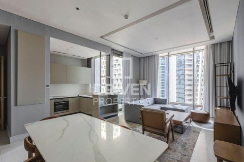 Квартира с 2 спальнями в SLS Dubai Hotel & Residences, ОАЭ №192474 3