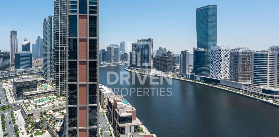 4 bedrooms Apartment in Business Bay, UAE No. 200538