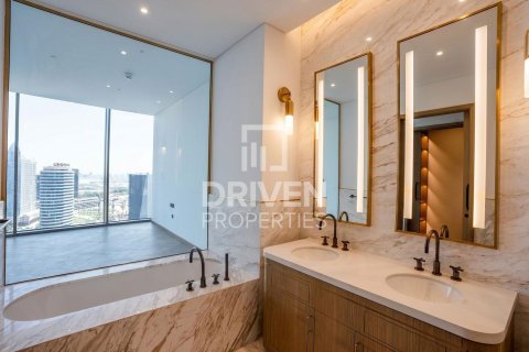 4 bedrooms Apartment in Business Bay, UAE No. 200538 20