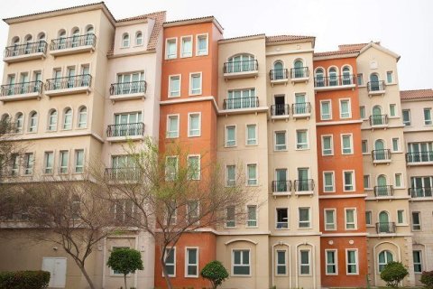4830.96m² Building in Discovery Gardens, UAE No. 187886 3