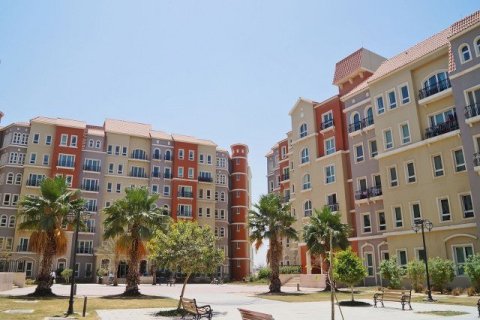 4830.96m² Building in Discovery Gardens, UAE No. 187886