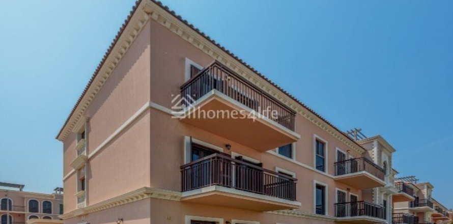 Villa de 4 dormitorios en La Mer, UAE No. 144799