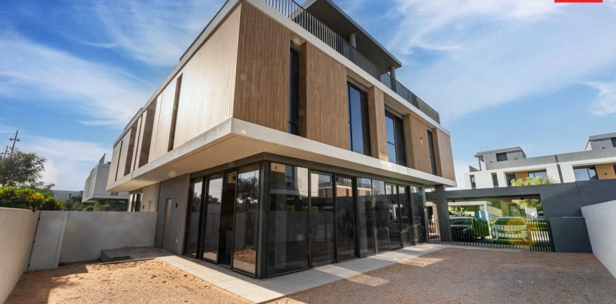 Вилла с 5 спальнями №131352