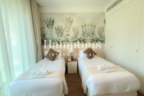 2 bedrooms Apartment in City Walk Phase 2, UAE No. 210202 10